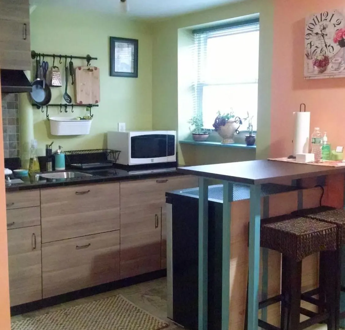 Casa de hóspedes Cozy Rooms At The Heart Of Jackson Heights With Free Parking Nova Iorque